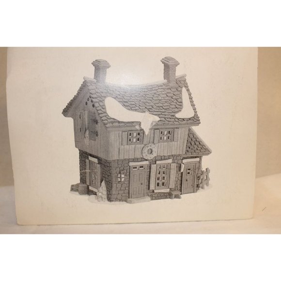 Dept 56 New England Sleepy Hollow - Icabod Crane's Cottage - Picture 6 of 7
